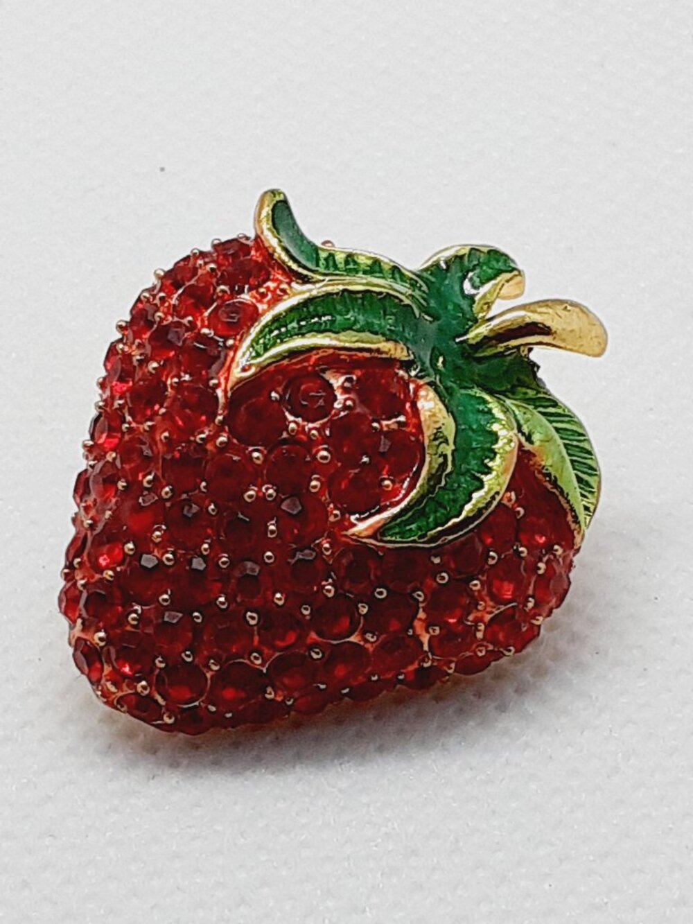 NEW on card Strawberry Put 'Em Pin - Picture 3 of 8